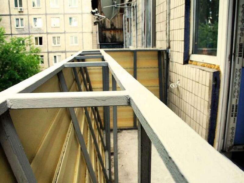 Балконы с выносом и крышей - фото 100